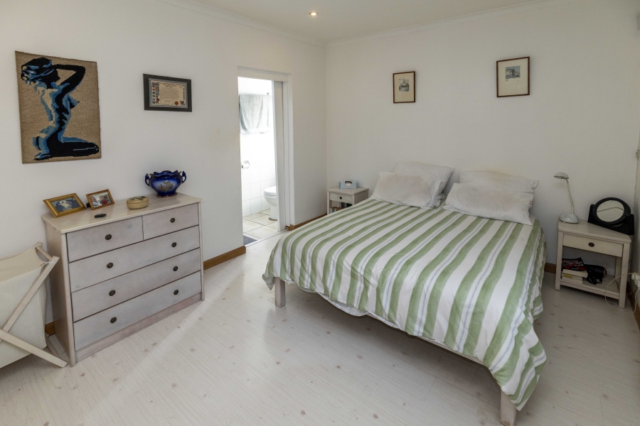 2 Bedroom Property for Sale in Claremont Western Cape